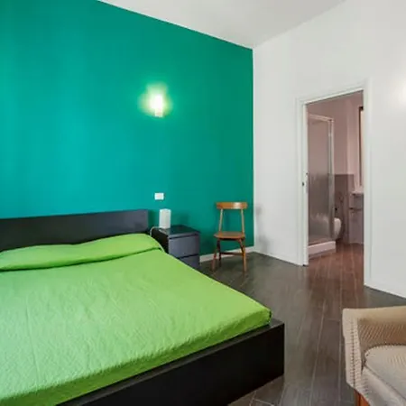 Bed & Puppets 3* Rome