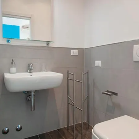 Bed & Puppets Bed & Breakfast